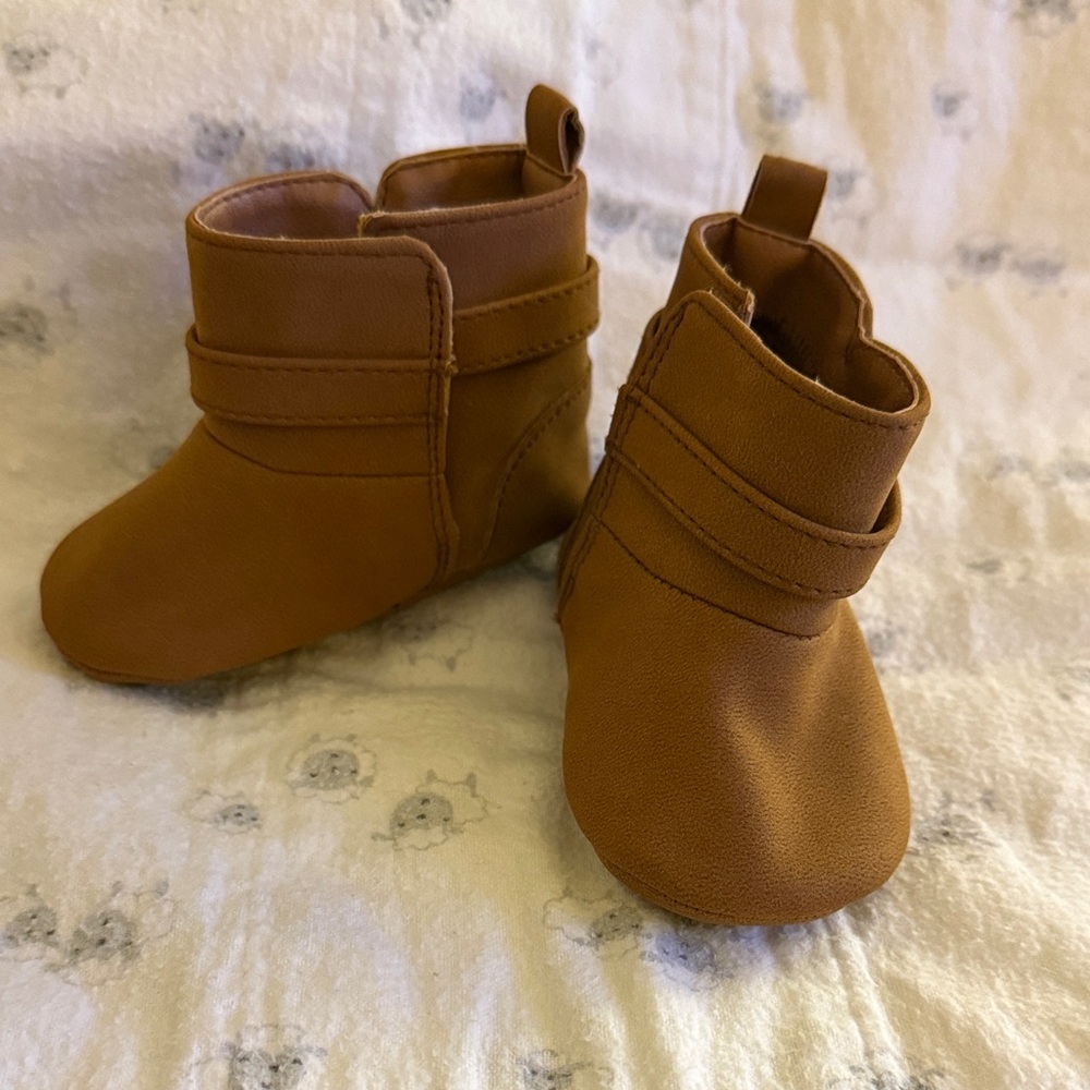The Children's Place Tan Baby Walker Shoes
